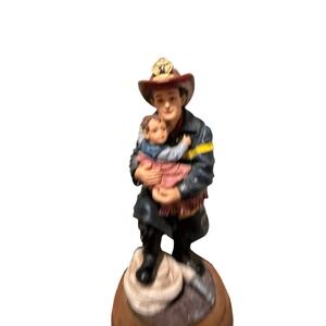 Red Hats of Courage Hero I Firefighter Figurine Limited Edition 3/1117